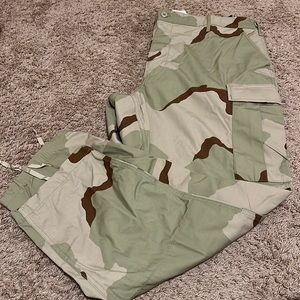 Trousers, desert camouflage size x-large